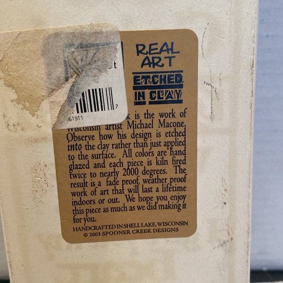 Vintage 2003 Claddagh Ceramic Plaque - Picture 5 of 6